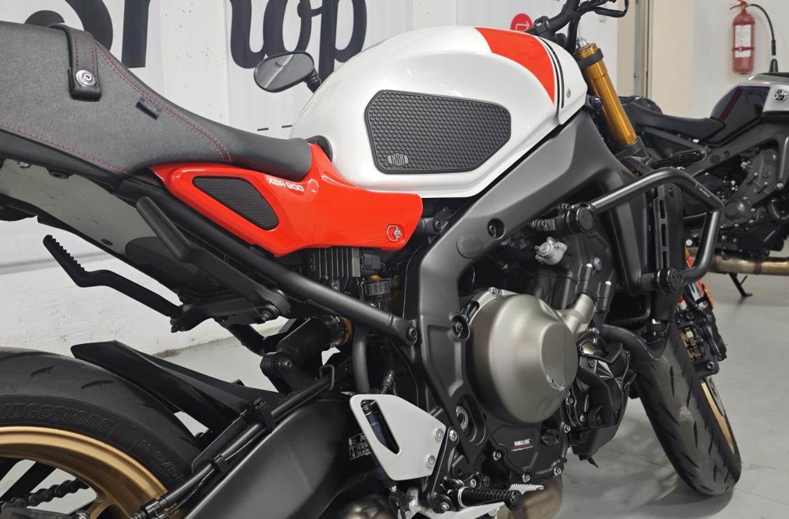 Yamaha XSR900