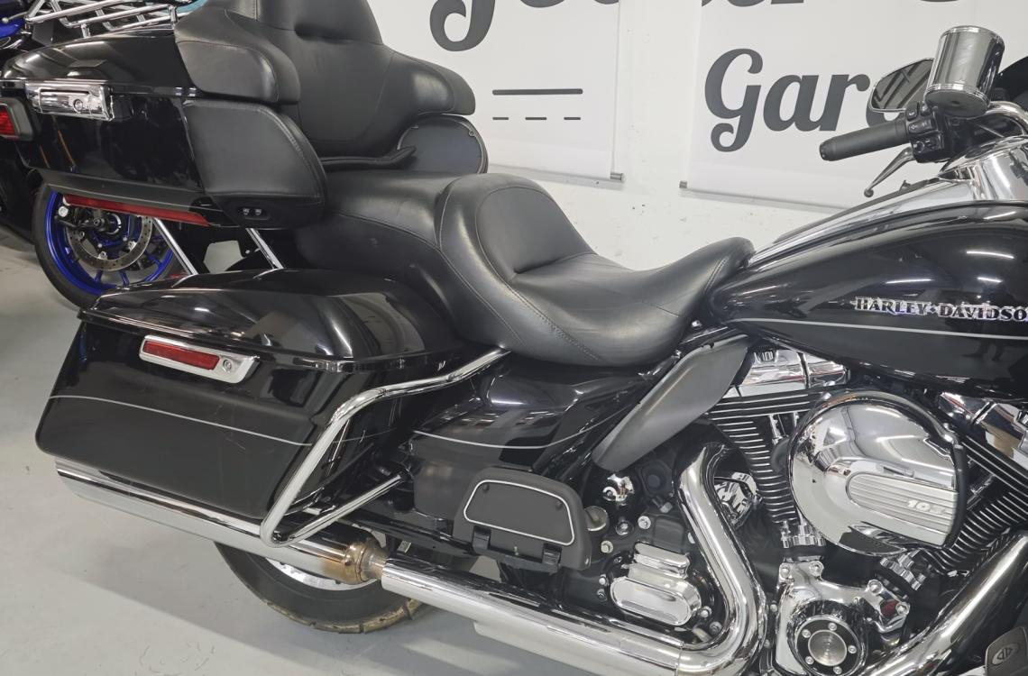 Harley-Davidson FLHTK UltraGlide Limited