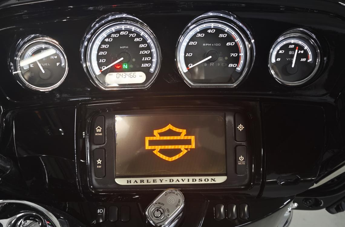 Harley-Davidson FLHTK UltraGlide Limited