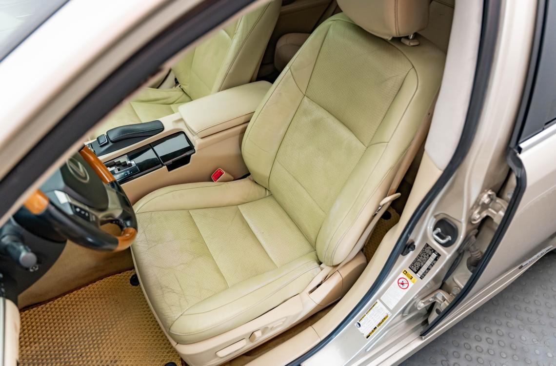 Купить Lexus ES