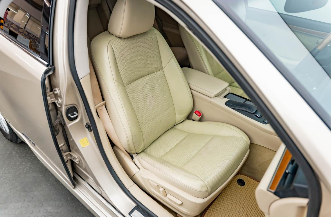 Купить Lexus ES