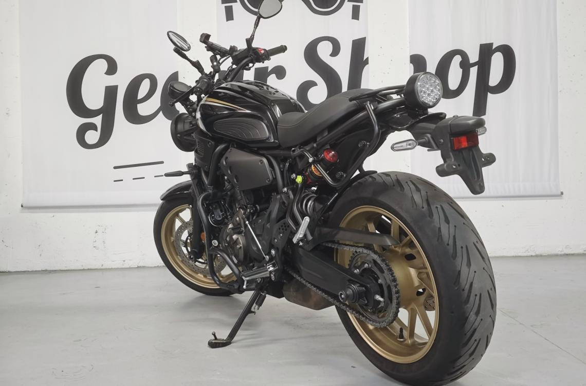 Yamaha XSR700
