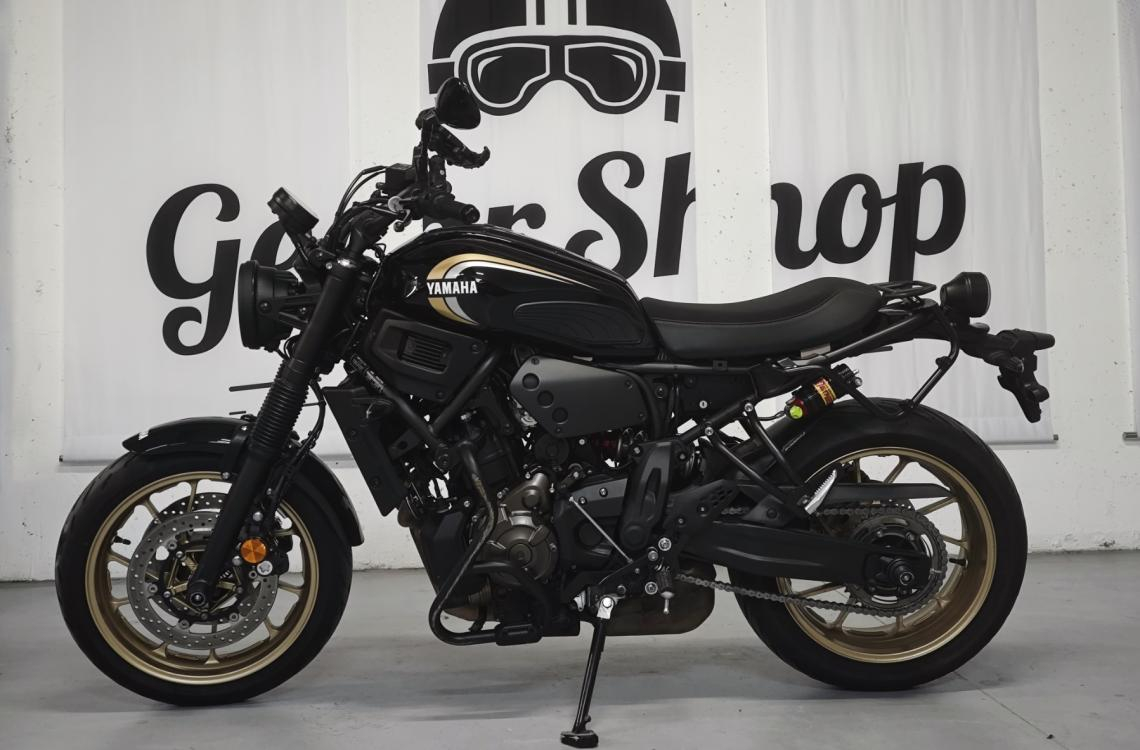 Yamaha XSR700