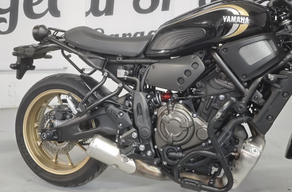 Yamaha XSR700