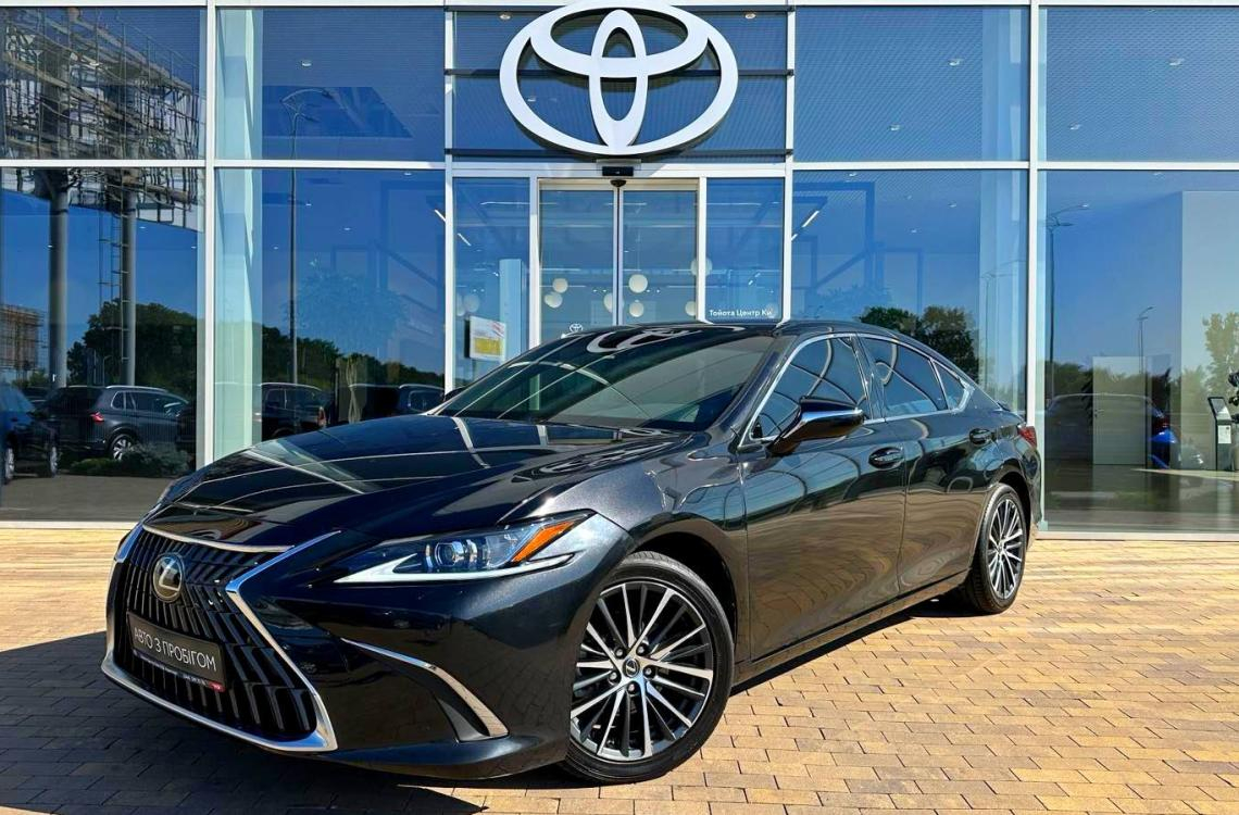 Купить Lexus ES