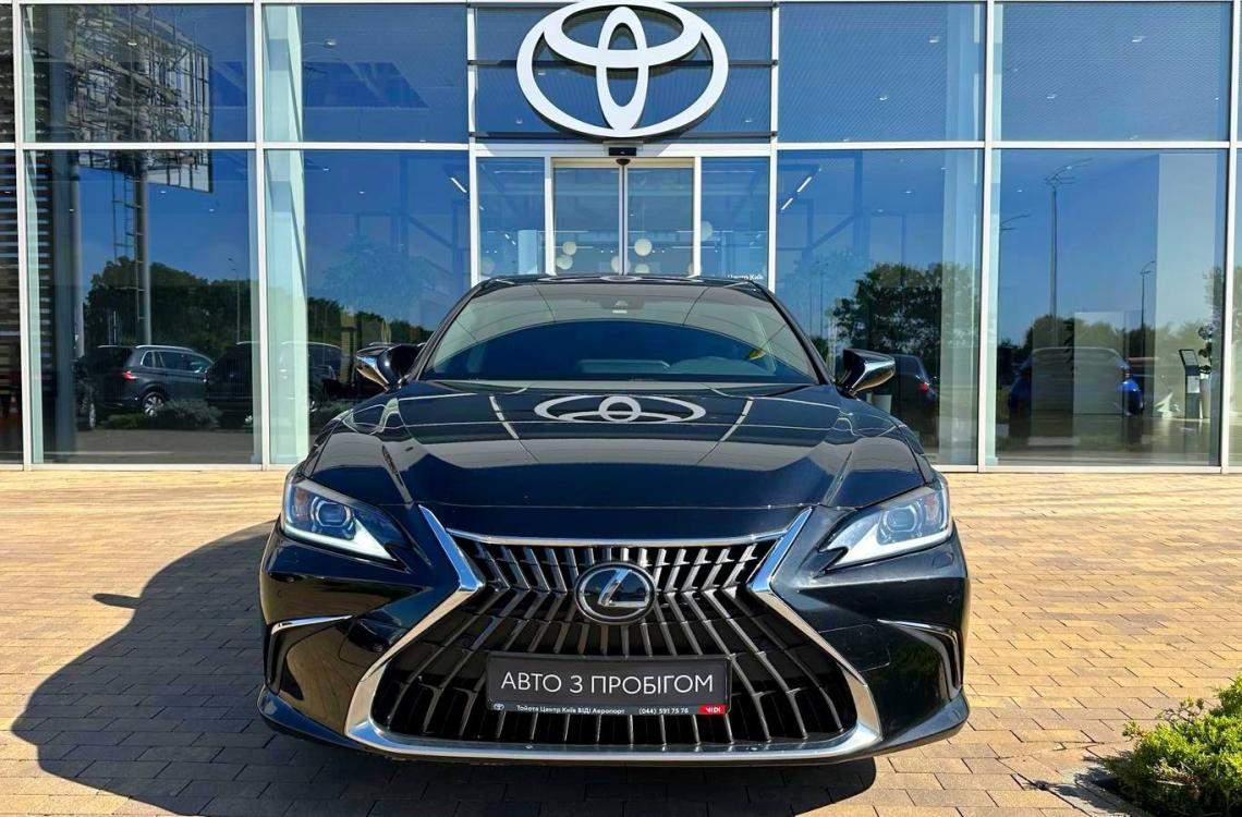 Купить Lexus ES