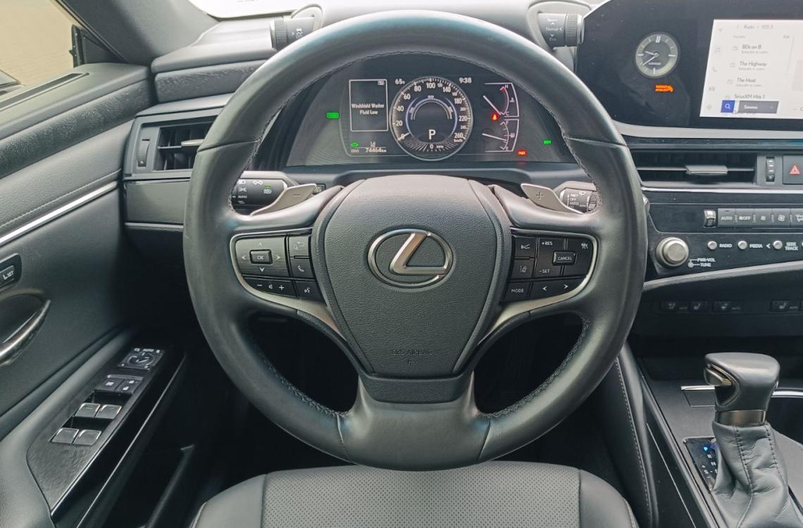 Купить Lexus ES