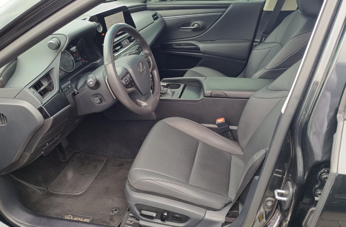 Купить Lexus ES