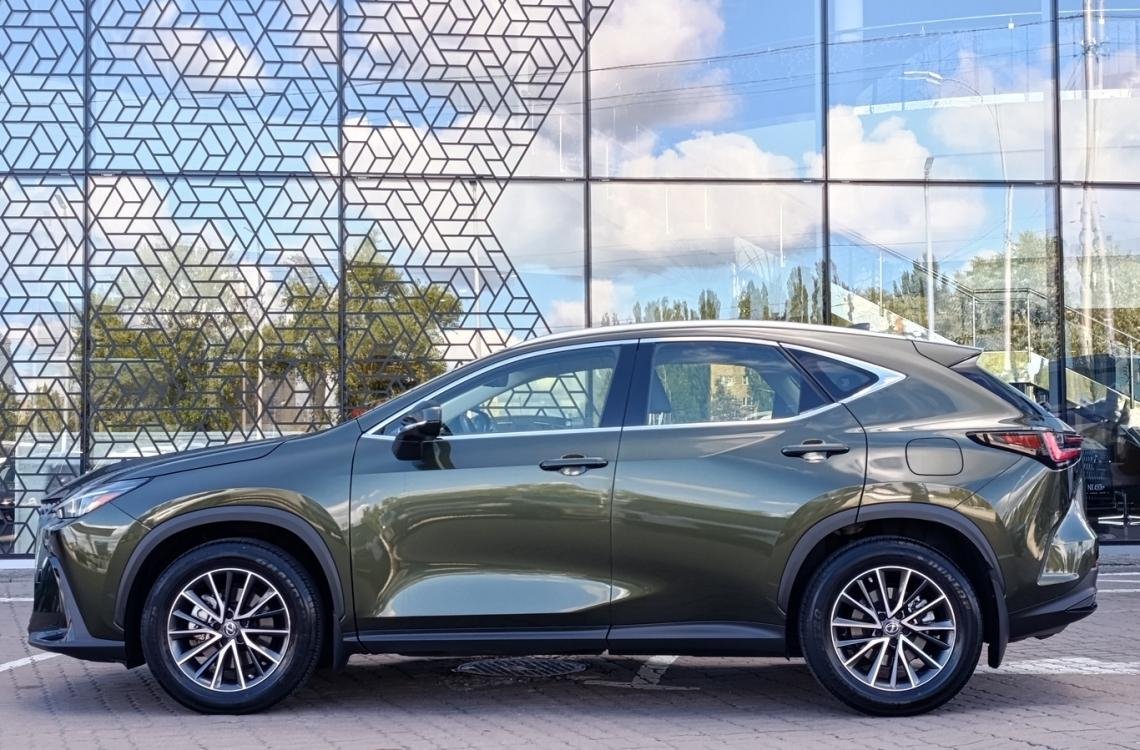 Купить Lexus NX200
