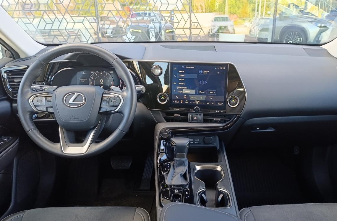 Купить Lexus NX200