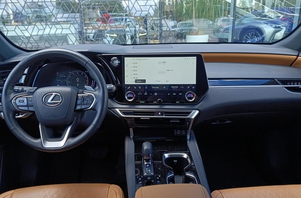 Купить Lexus RX350