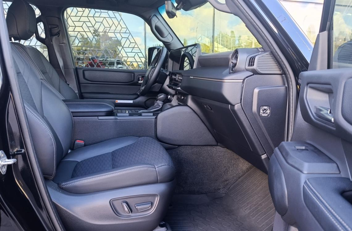 Купить Toyota LAND CRUISER PRADO