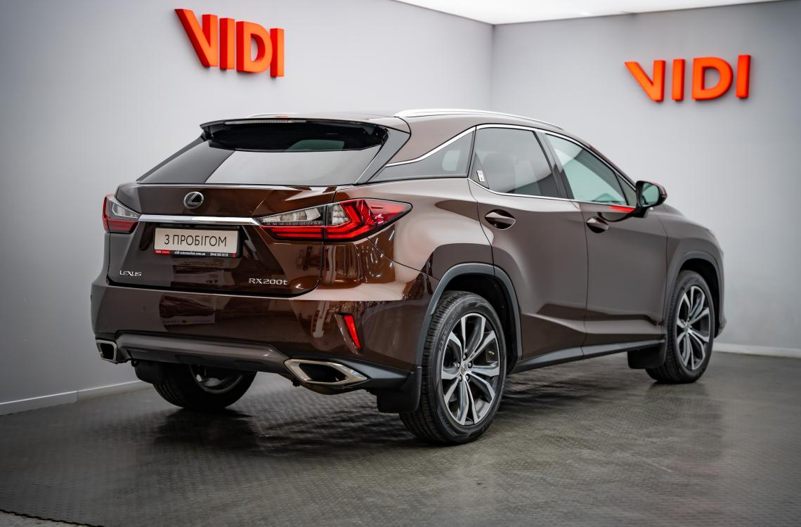Купить Lexus RX 200T