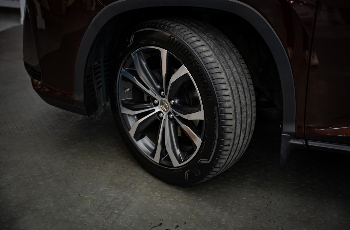 Купить Lexus RX 200T