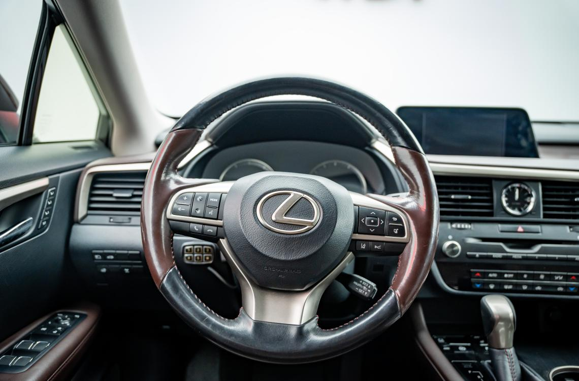 Купить Lexus RX 200T
