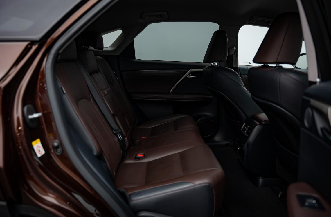 Купить Lexus RX 200T