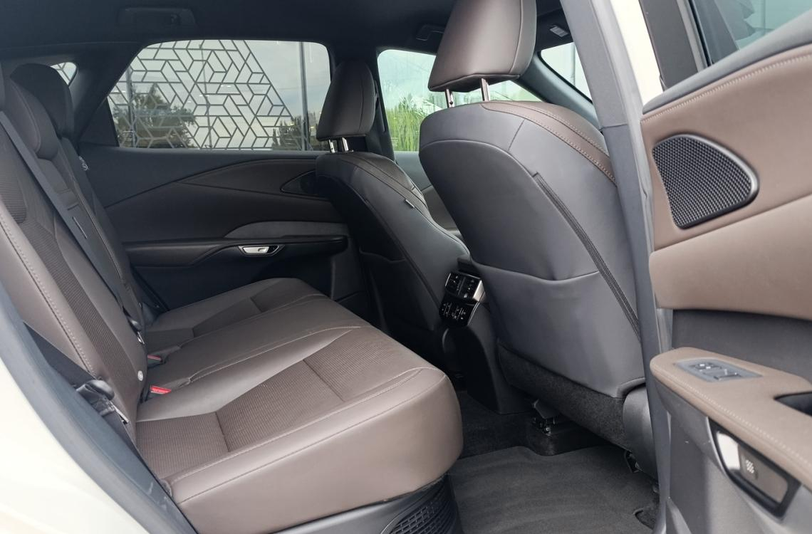 Придбати Lexus RX350h