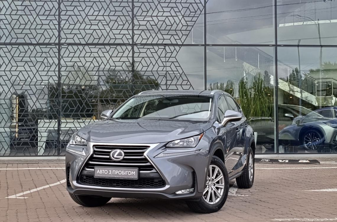Придбати Lexus NX300h