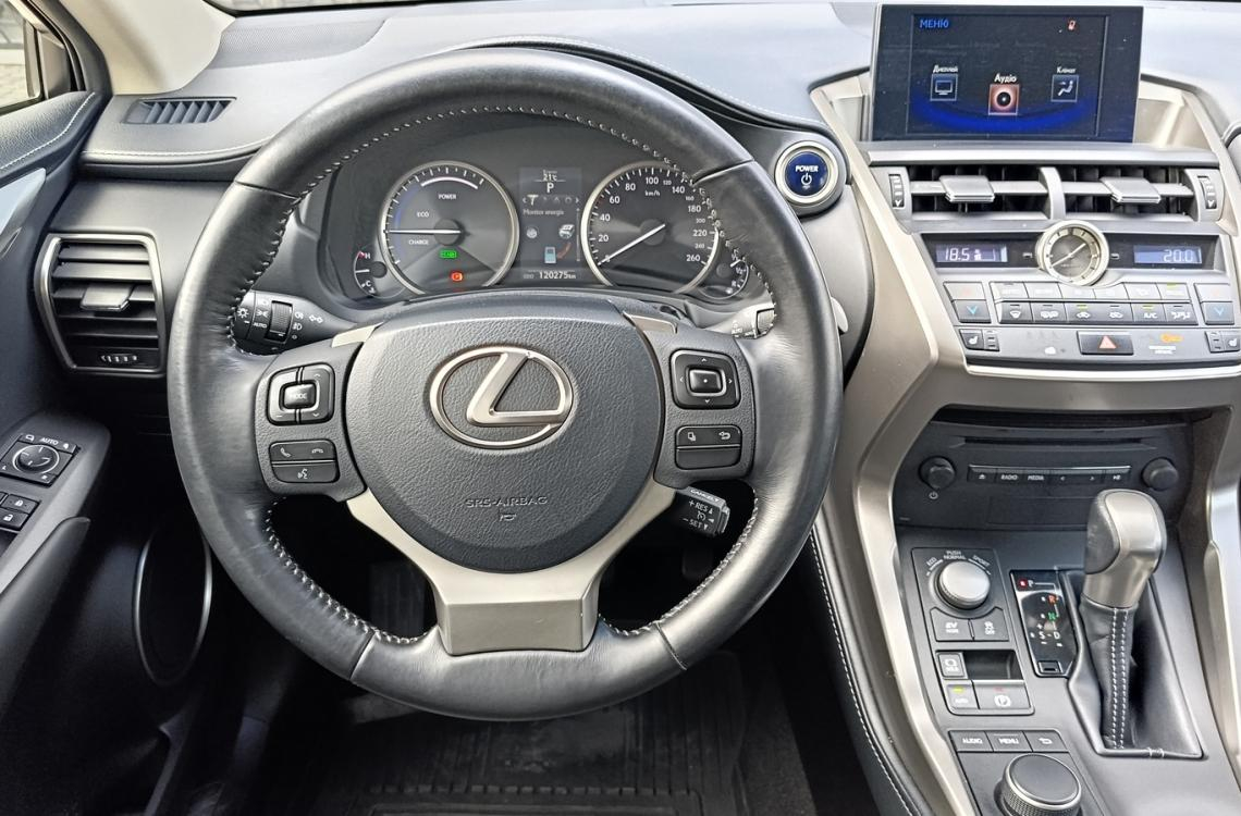 Придбати Lexus NX300h