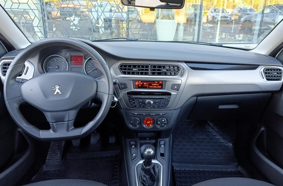 Придбати Peugeot 301