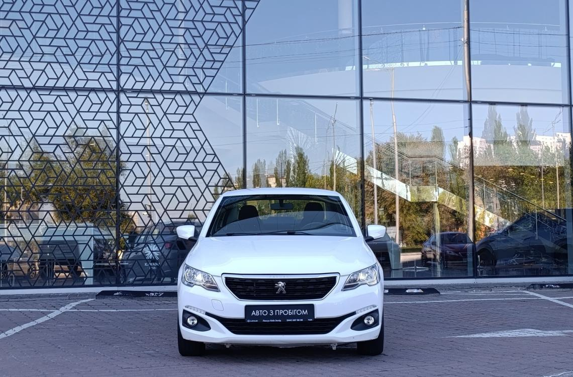 Придбати Peugeot 301