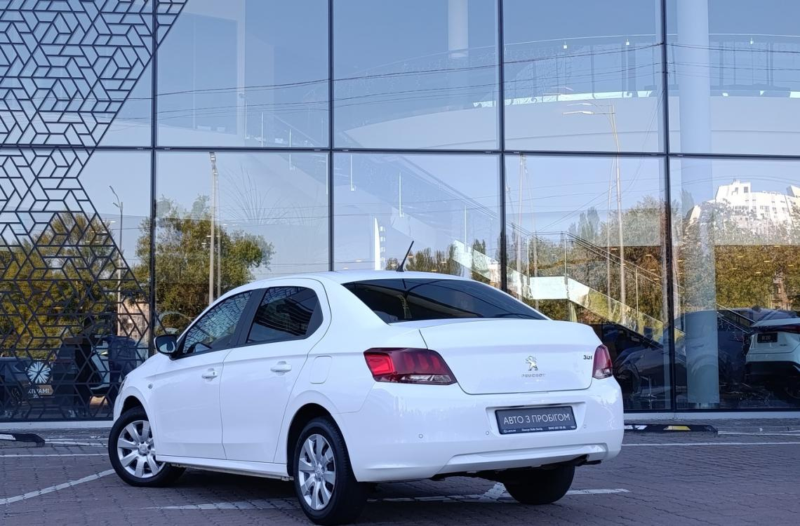Купить Peugeot 301