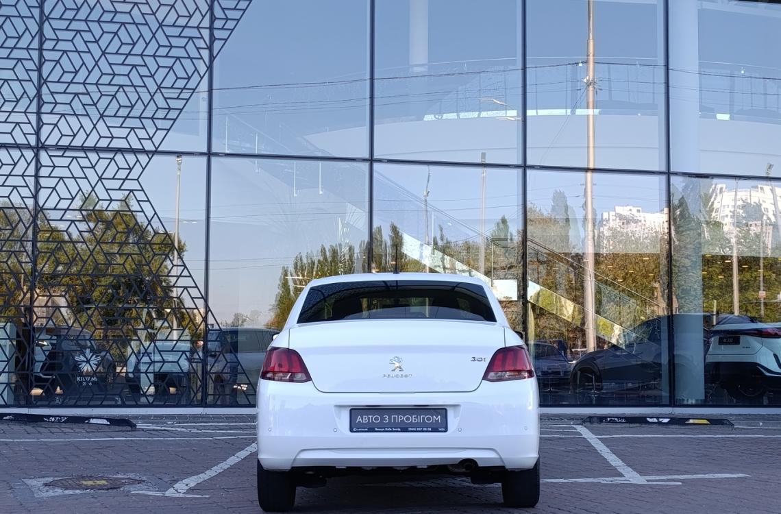 Купить Peugeot 301