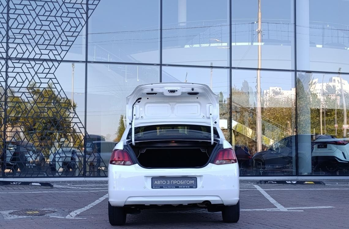 Купить Peugeot 301