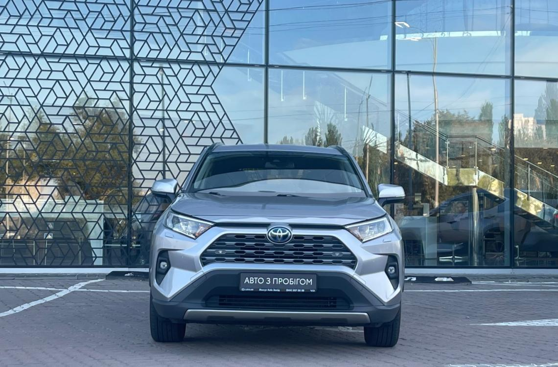 Купить Toyota RAV4
