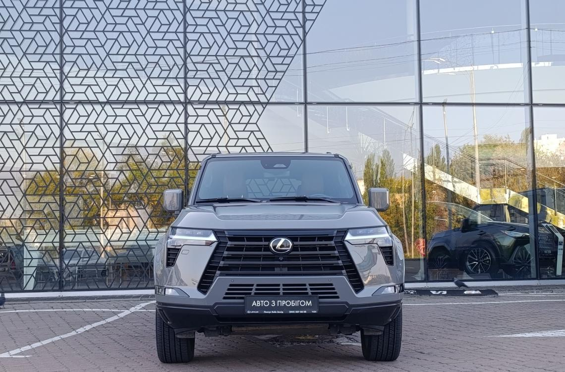 Придбати Lexus GX550