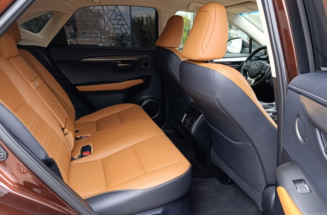 Купить Lexus NX300h