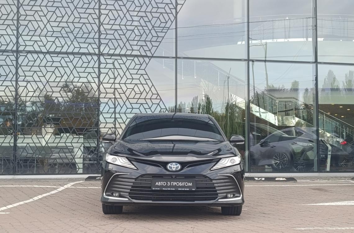 Купить Toyota CAMRY