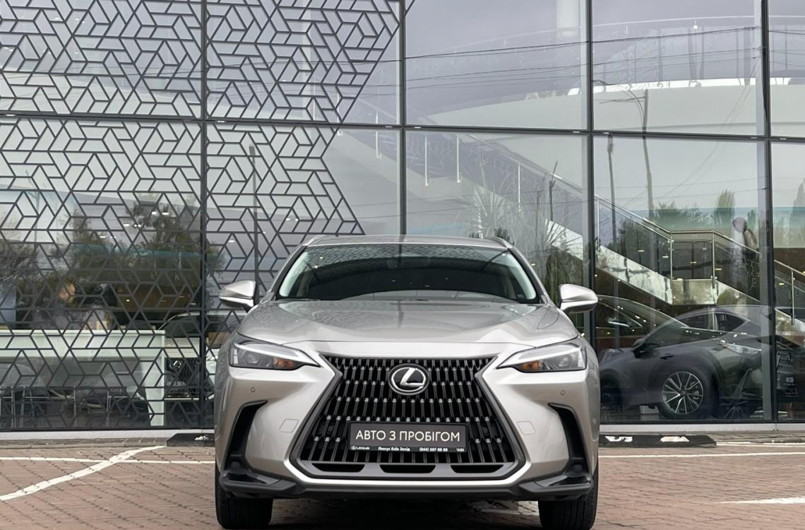 Купить Lexus NX200