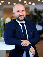 Владислав Хажанец