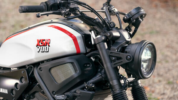 Нове LED-освітлення в моделях класу XSR 