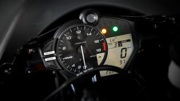 Сучасна електронна система управління 