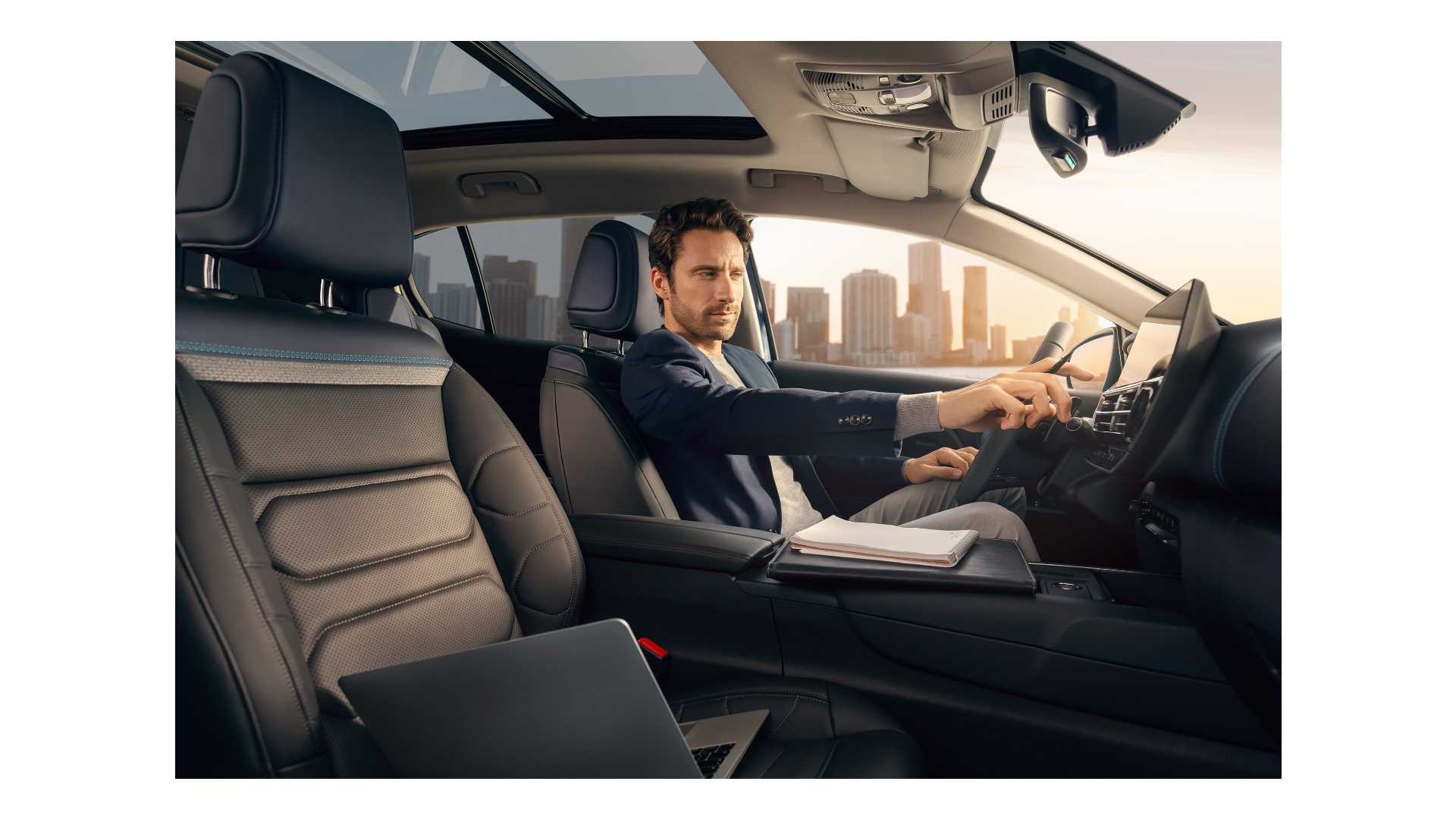 НОВИЙ 10-ДЮЙМОВИЙ СЕНСОРНИЙ HD-ЕКРАН