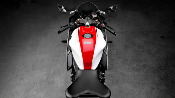 Легка рама налаштована на ідеальну жорсткість шасі 