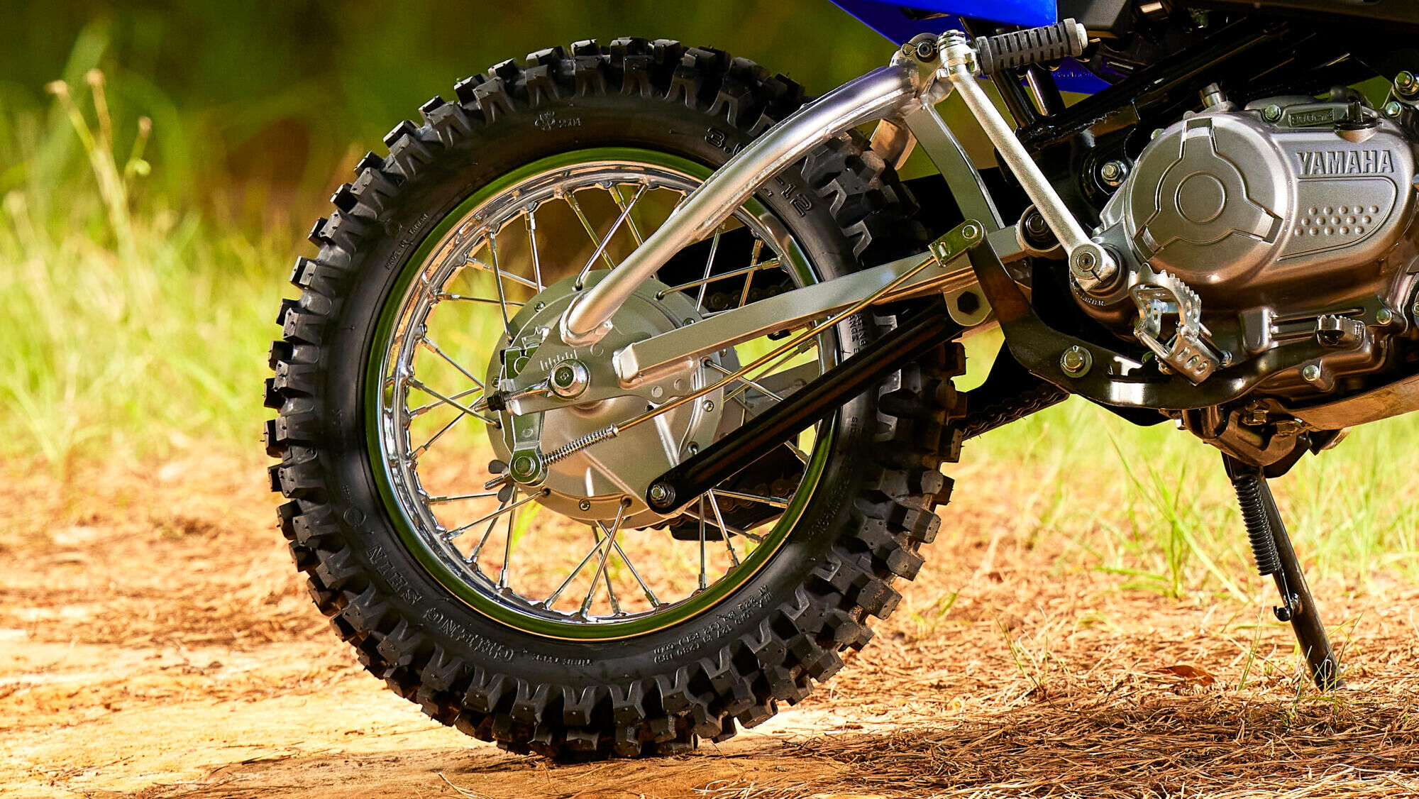 Плавні барабанні гальма і offroad шини 