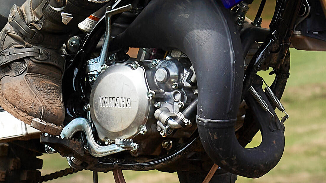 Двотактний двигун об'ємом 85 куб.см 