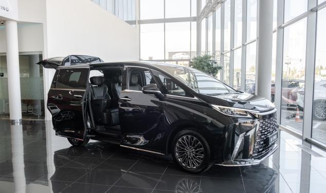 Lexus LM 350h Luxury (7 місць) Luxury (7 місць) 190 л.с.