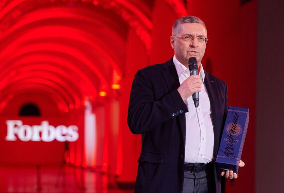 Засновник VIDI Віталій Джуринський разом с сином відвідали  «Підприємець року 2023» від Forbes Ukraine