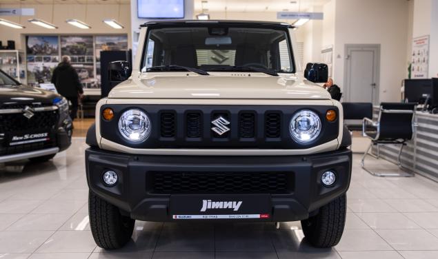 Suzuki Jimny GLX GLX 102 л.с.