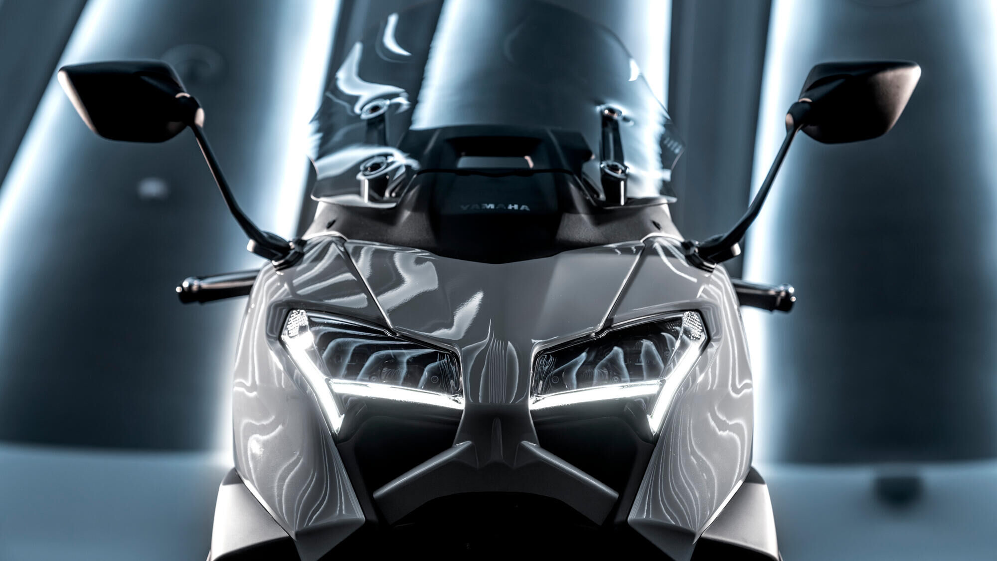 Улучшенные корпус и фары 