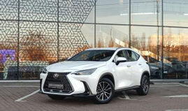Lexus NX200