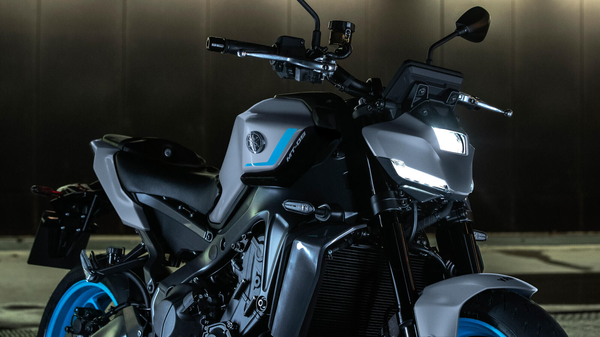 Новий агресивний стиль 