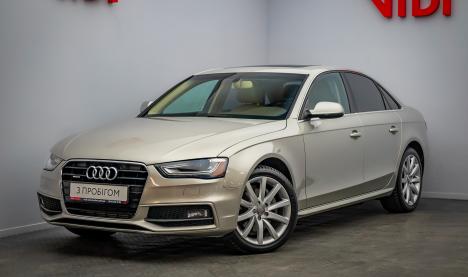 Audi A4 Audi A4 211 л.с.