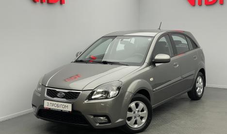 Kia Rio Kia Rio 107 к.с.