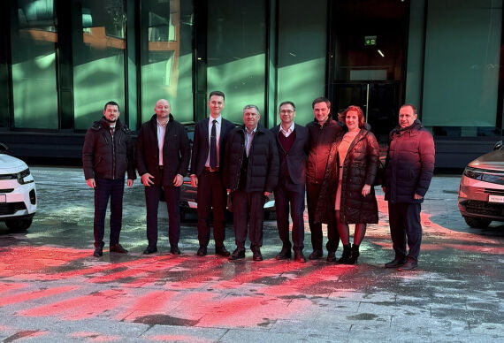 Віталій, Олег та Олександр Джуринські відвідали конференцію Stellantis Ukraine