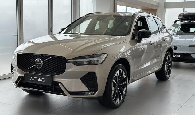 Volvo XC60 Ultra 2026 Ultra 2026 250 К.С.+14К.С. к.с.